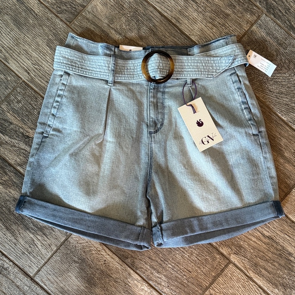 Gloria Vanderbilt Light Gray Jean Shorts